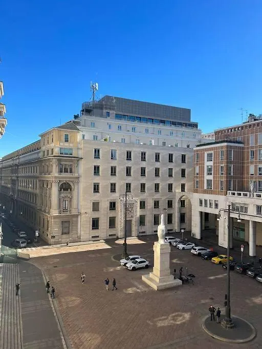 Piazza Affari Apartment - City Center Milan Italy